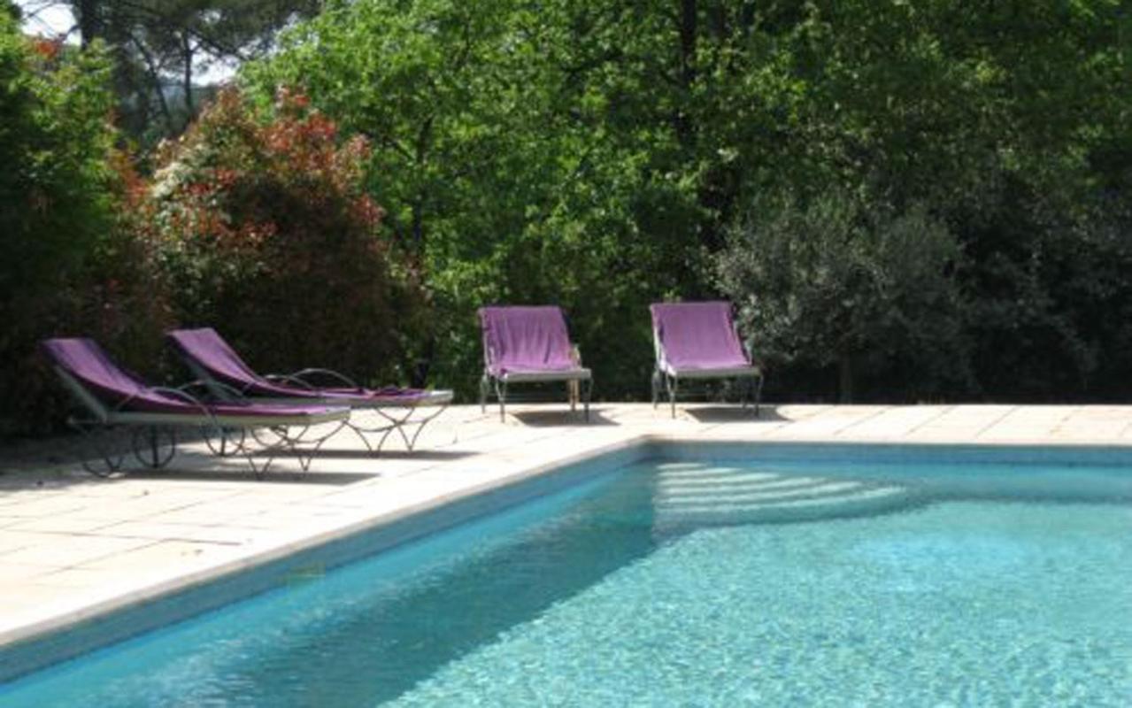 ル・トロネ Bastide Saint Bernard Bed & Breakfast エクステリア 写真