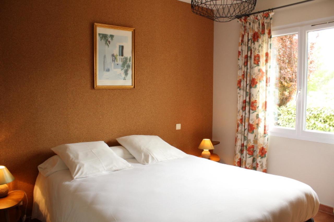 ル・トロネ Bastide Saint Bernard Bed & Breakfast エクステリア 写真